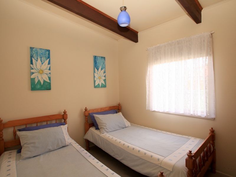 4 Driftwood Avenue, Sussex Inlet NSW 2540