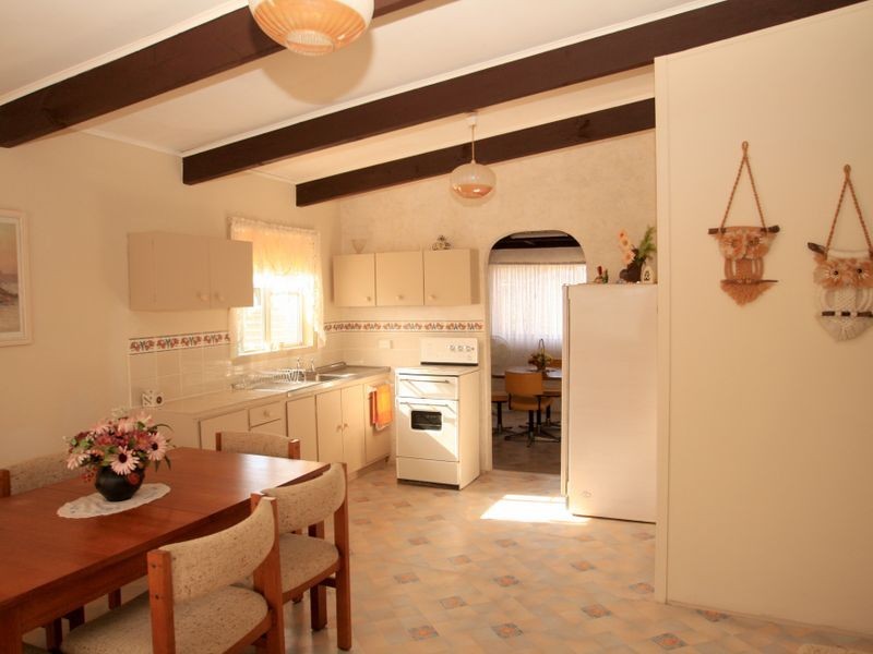 4 Driftwood Avenue, Sussex Inlet NSW 2540