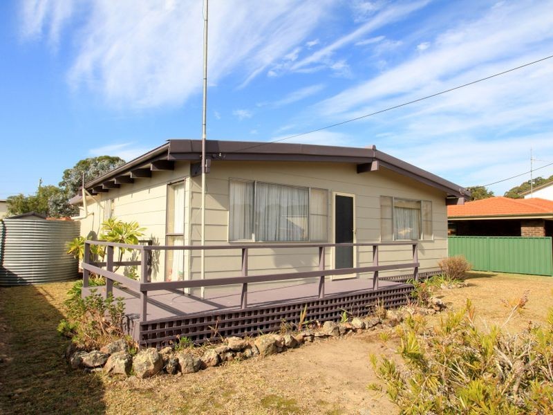4 Driftwood Avenue, Sussex Inlet NSW 2540