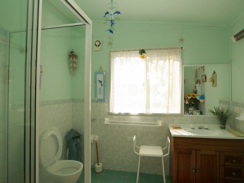 20 River Road, Sussex Inlet NSW 2540