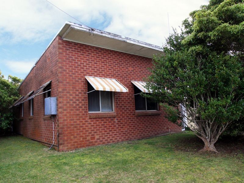 39 Iverison Road, Sussex Inlet NSW 2540