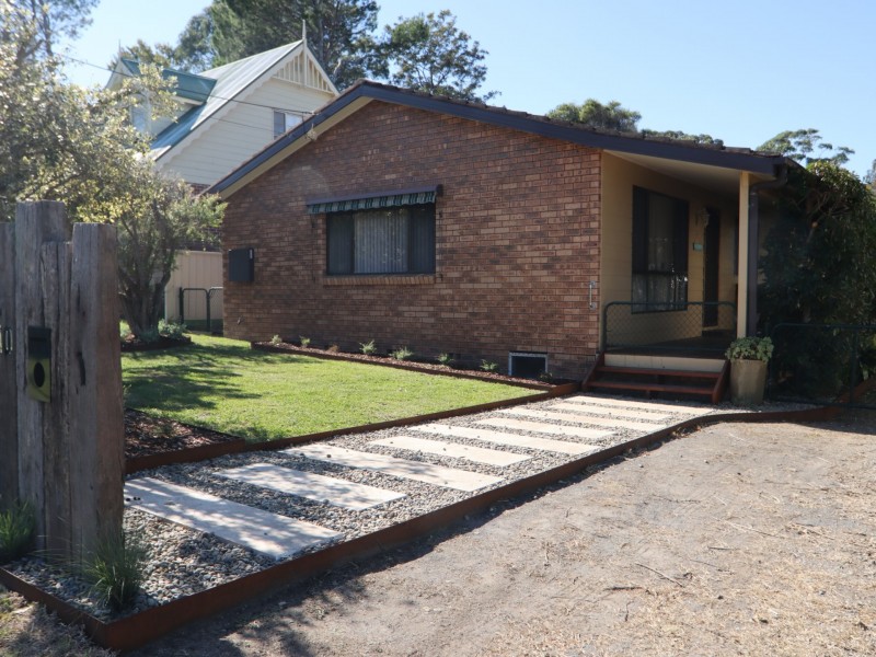 10 Beachview Avenue, Berrara NSW 2540