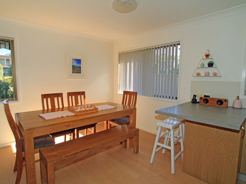 10 Beachview Avenue, Berrara NSW 2540