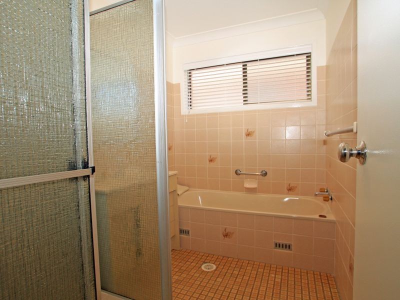 10 Beachview Avenue, Berrara NSW 2540