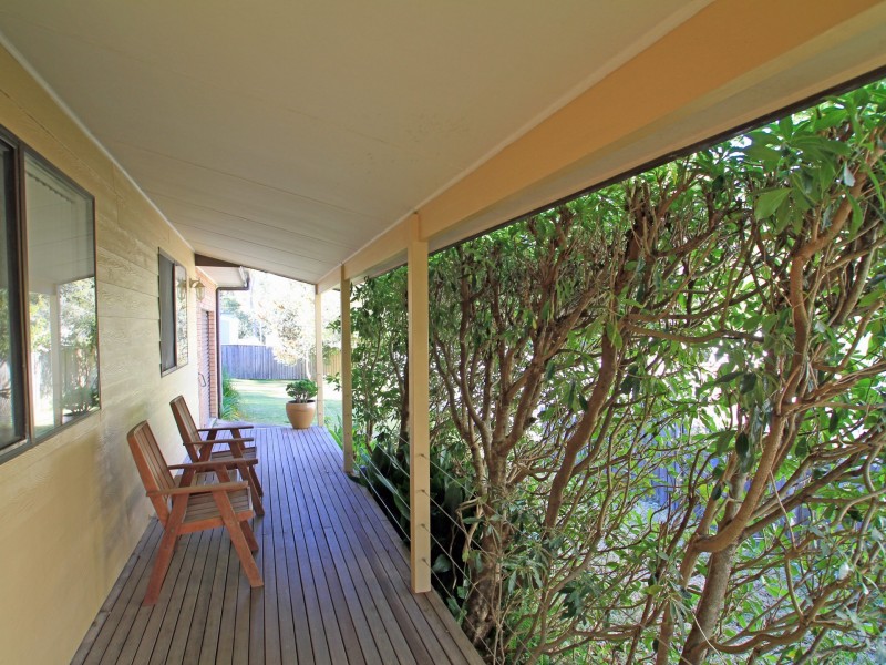 10 Beachview Avenue, Berrara NSW 2540