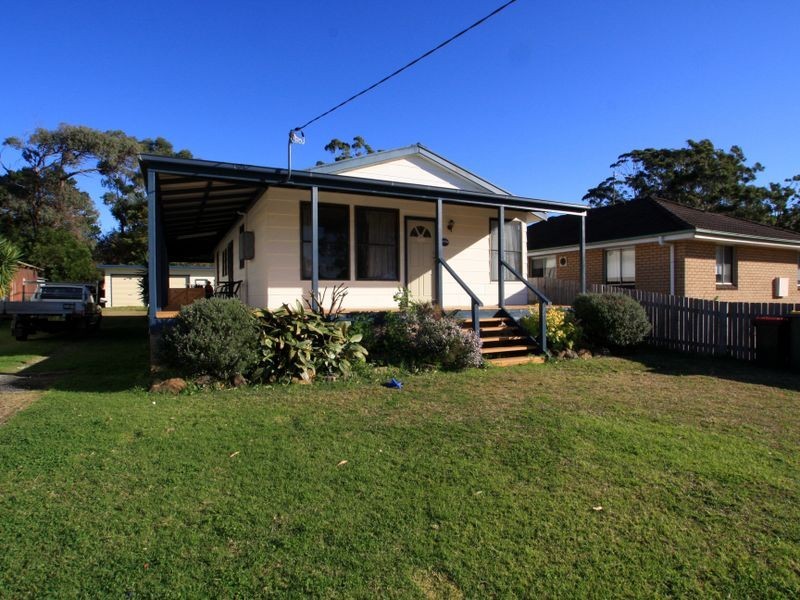 3 Ocean View Road, Sussex Inlet NSW 2540