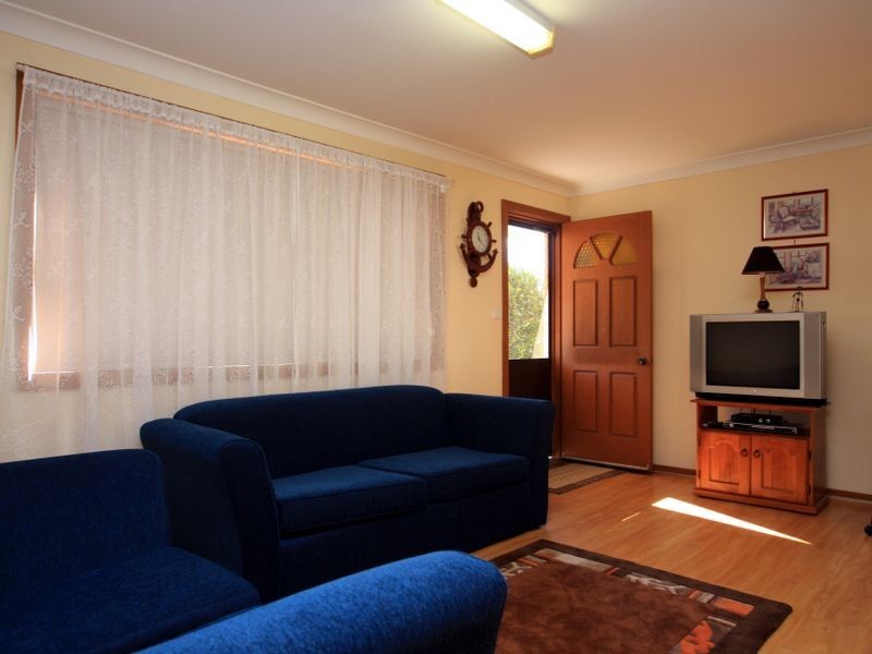 14 Suncrest Avenue, Sussex Inlet NSW 2540