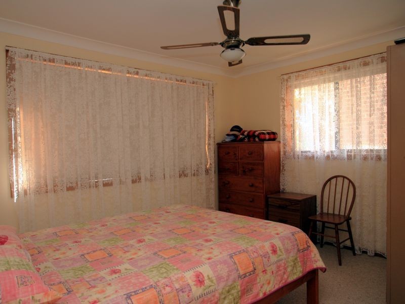 14 Suncrest Avenue, Sussex Inlet NSW 2540