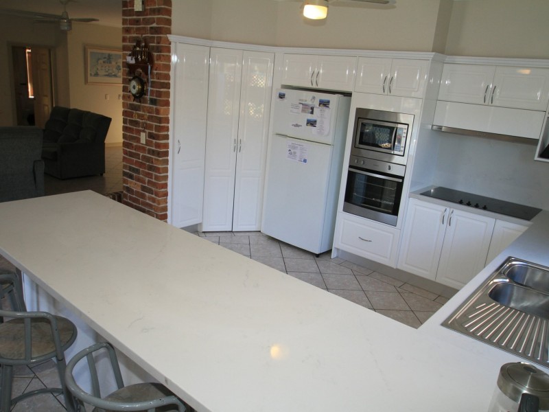 17 Cormorant Avenue, Sussex Inlet NSW 2540