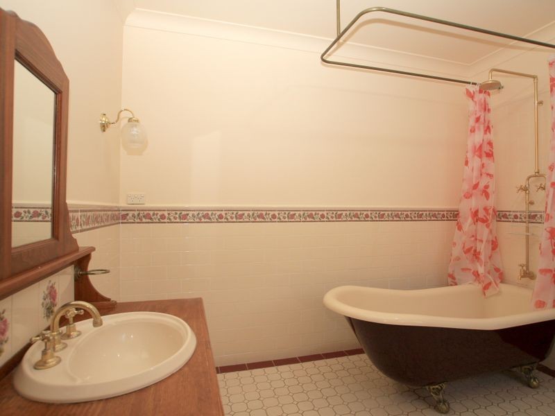 49 Ray Street, Sussex Inlet NSW 2540