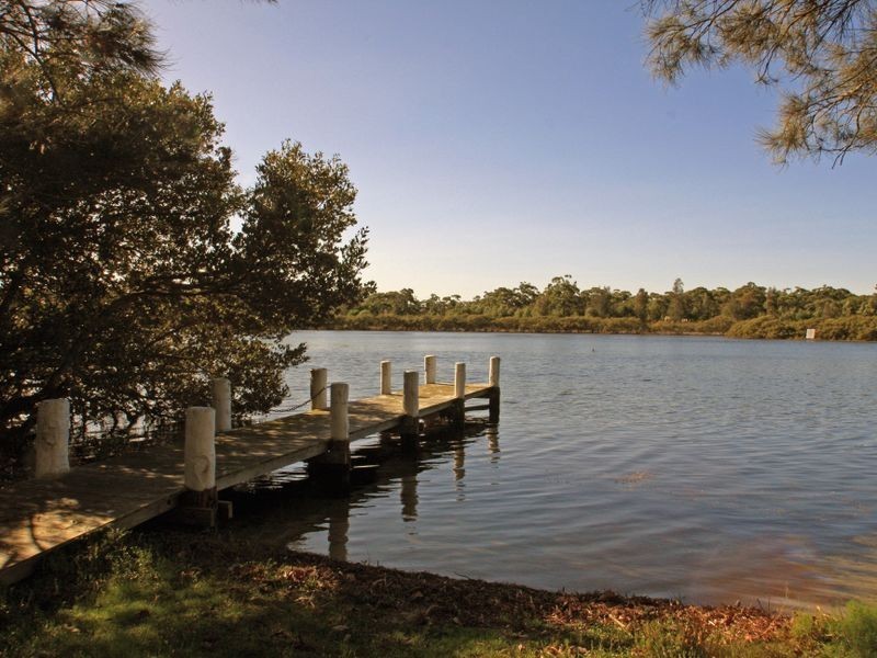 120 River Road, Sussex Inlet NSW 2540