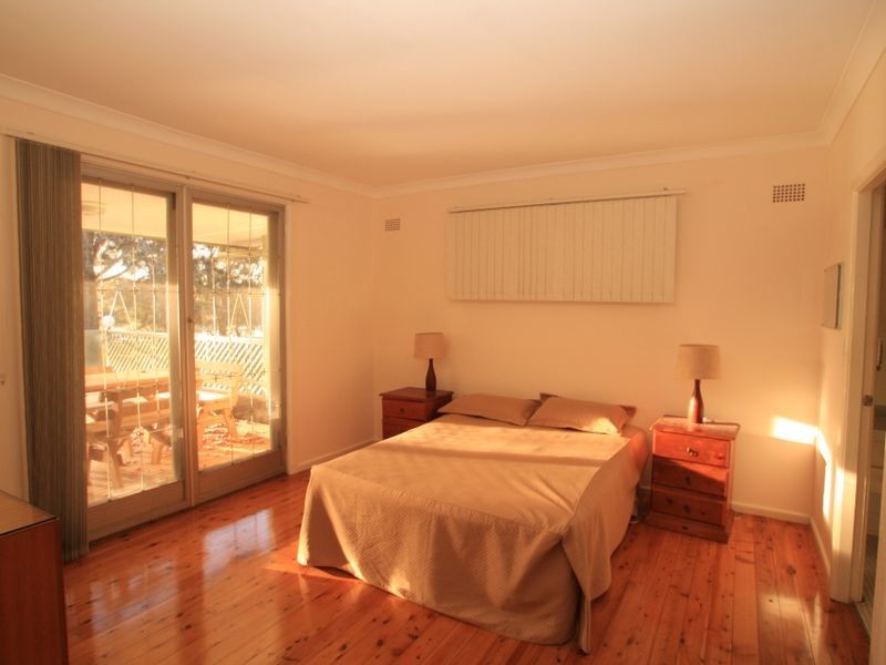 120 River Road, Sussex Inlet NSW 2540