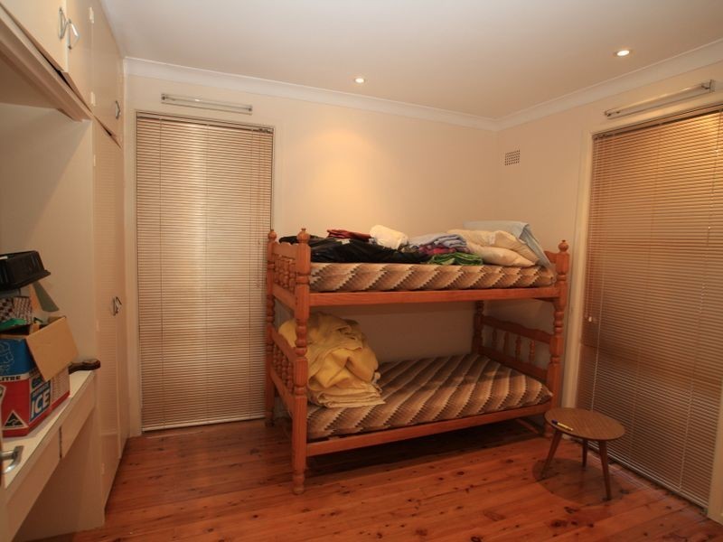 120 River Road, Sussex Inlet NSW 2540