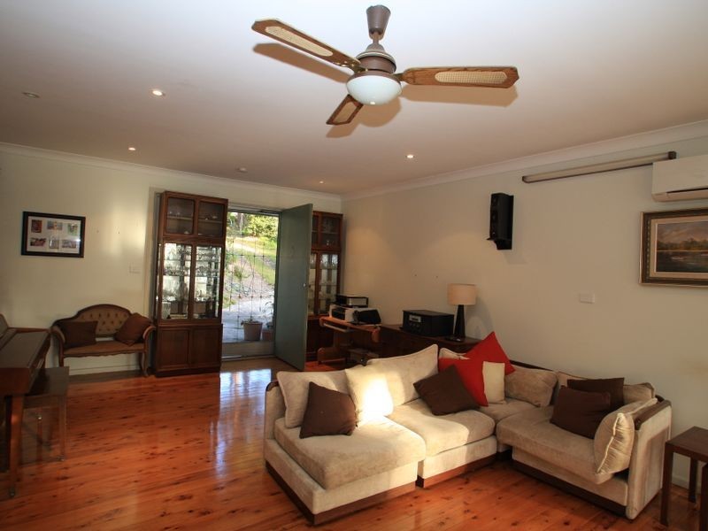 120 River Road, Sussex Inlet NSW 2540