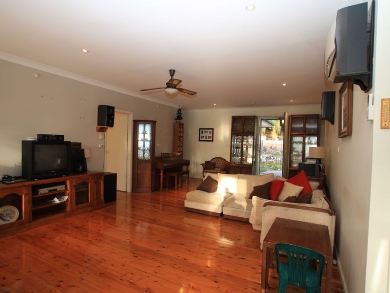 120 River Road, Sussex Inlet NSW 2540