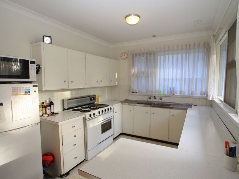 120 River Road, Sussex Inlet NSW 2540