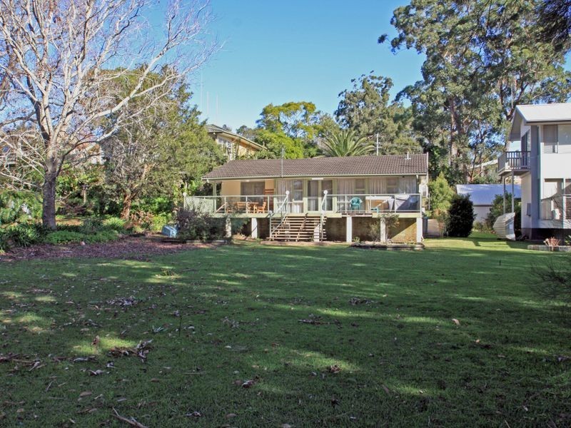 120 River Road, Sussex Inlet NSW 2540