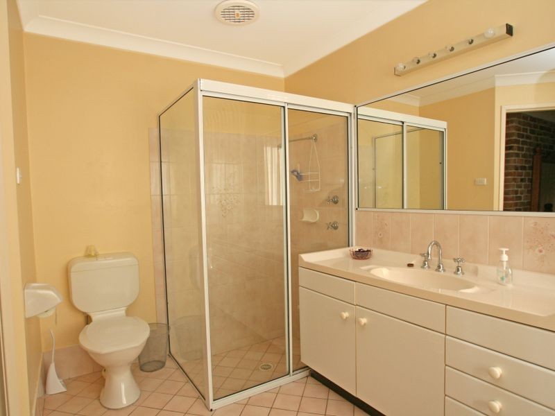 41 Sussex Inlet Road, Sussex Inlet NSW 2540