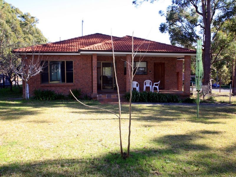 30 Suncrest Avenue, Sussex Inlet NSW 2540