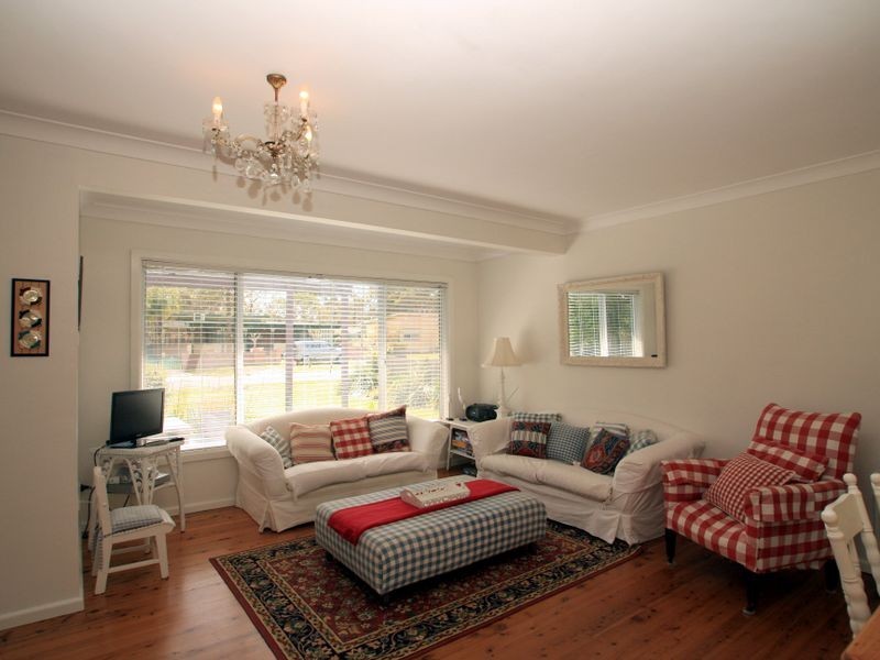 16 Sixth Avenue, Berrara NSW 2540