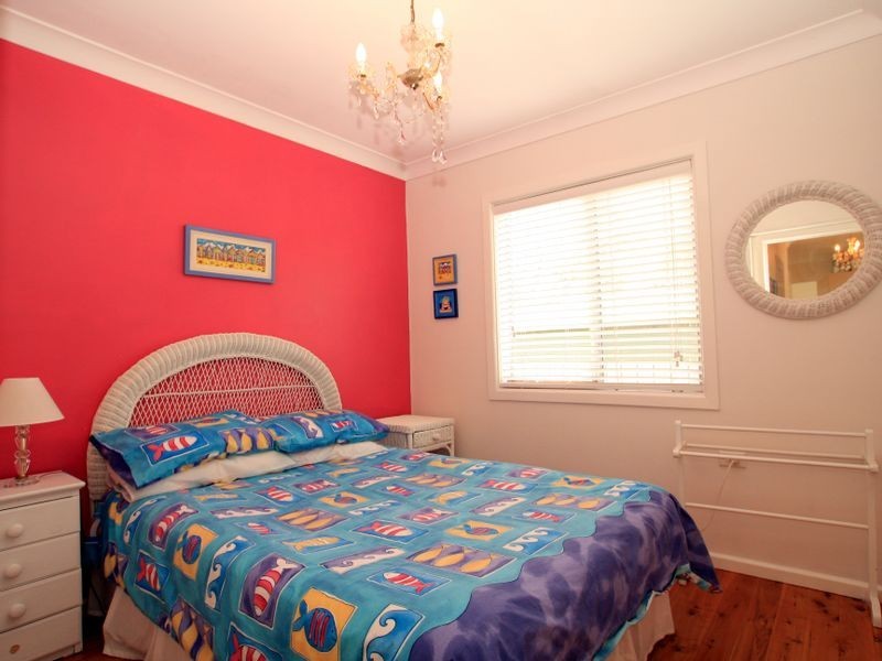 16 Sixth Avenue, Berrara NSW 2540