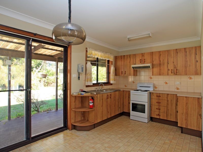 6 Corang Avenue, Sussex Inlet NSW 2540