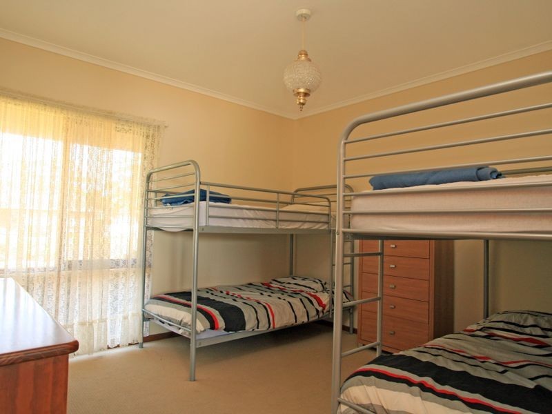 15 Corang Avenue, Sussex Inlet NSW 2540