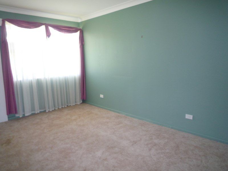 43 Glanville Road, Sussex Inlet NSW 2540