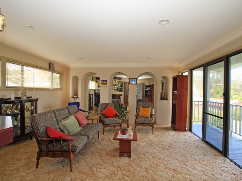 5 Beachview Avenue, Berrara NSW 2540