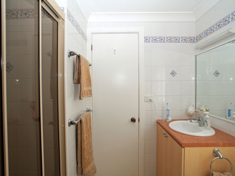 5 Beachview Avenue, Berrara NSW 2540