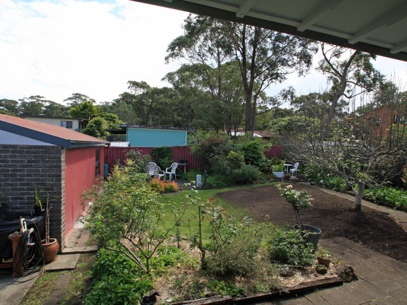 5 Beachview Avenue, Berrara NSW 2540