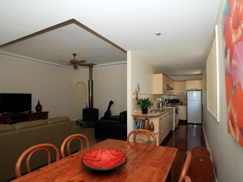 124 River Road, Sussex Inlet NSW 2540