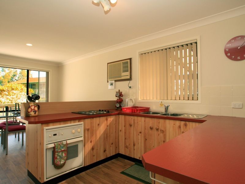 2 Sundowner Avenue, Berrara NSW 2540