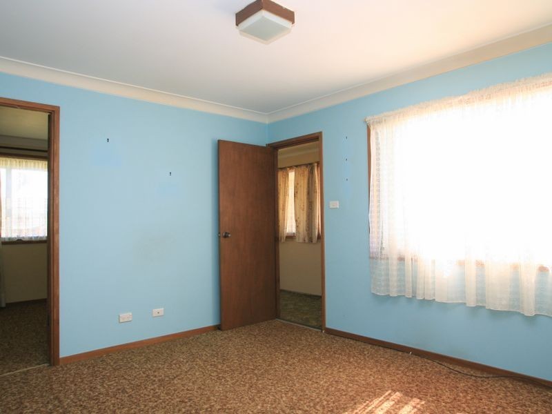 2 Ray Street, Sussex Inlet NSW 2540