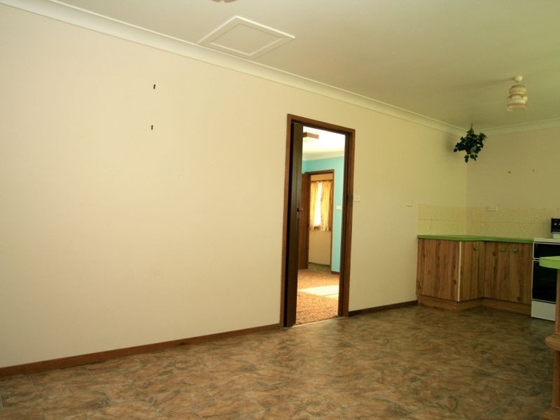 2 Ray Street, Sussex Inlet NSW 2540