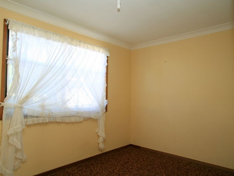 2 Ray Street, Sussex Inlet NSW 2540