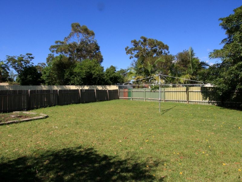 2 Ray Street, Sussex Inlet NSW 2540
