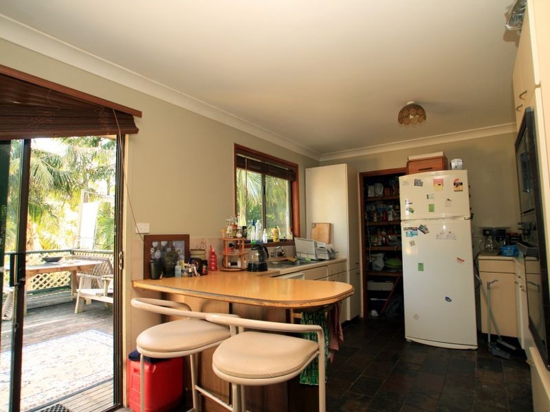 13 Banksia Street, Sussex Inlet NSW 2540