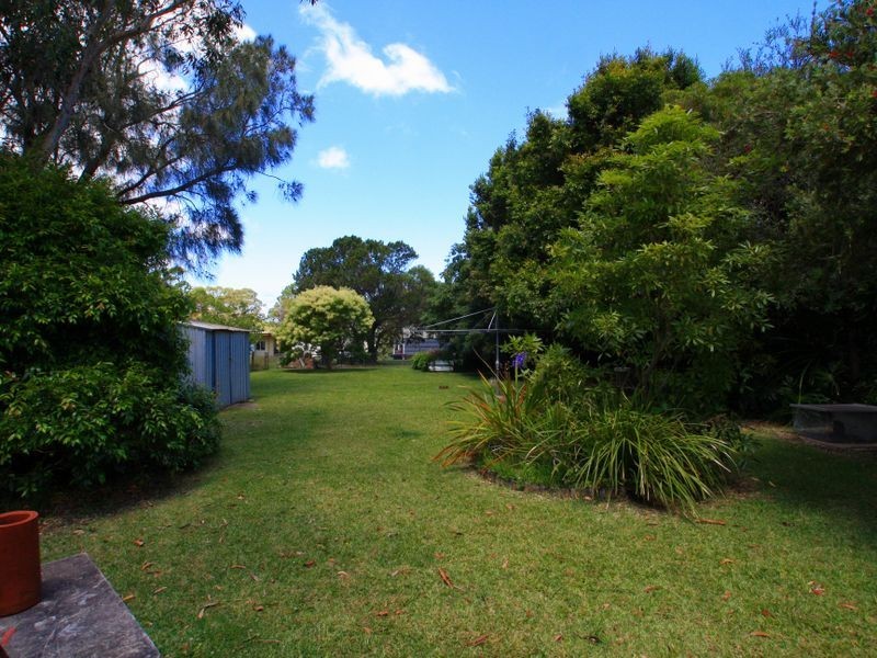 8 Swan Avenue, Cudmirrah NSW 2540
