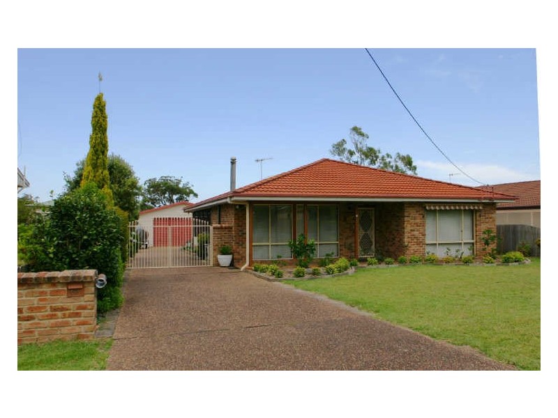 28 Glanville Road, Sussex Inlet NSW 2540