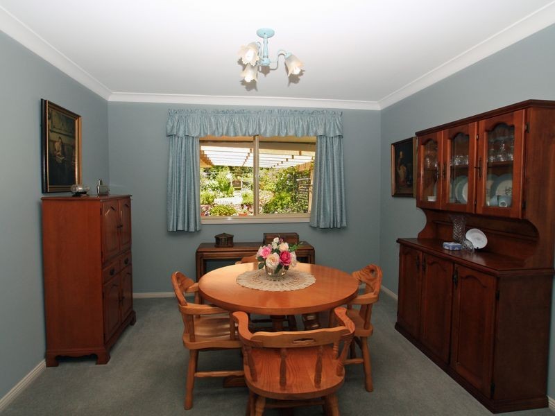 73 Suncrest Avenue, Sussex Inlet NSW 2540