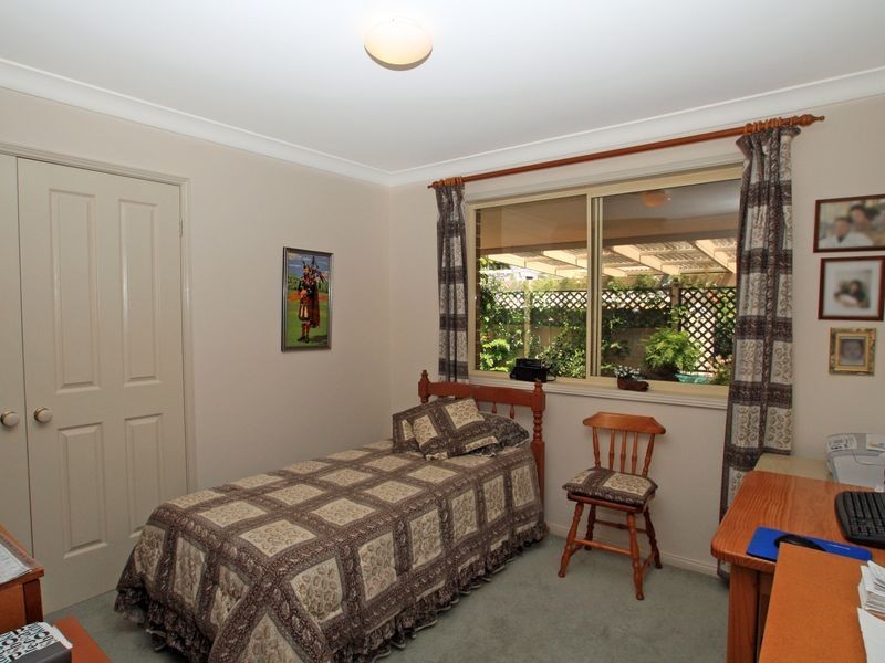 73 Suncrest Avenue, Sussex Inlet NSW 2540