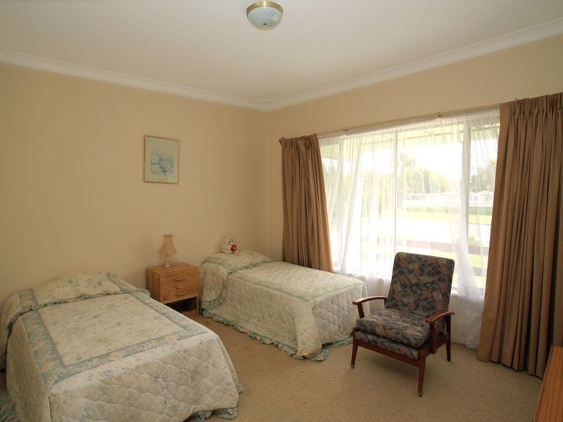 145 River Road, Sussex Inlet NSW 2540