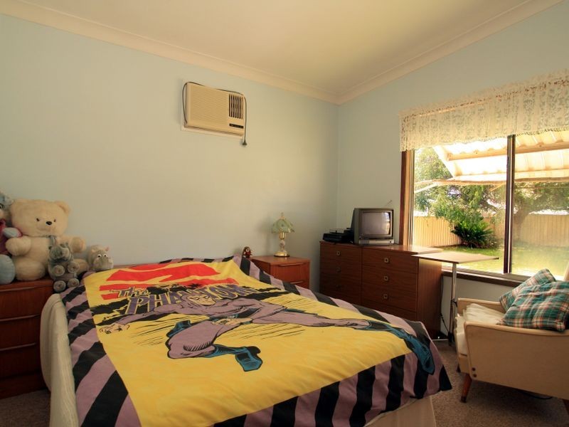 230 River Road, Sussex Inlet NSW 2540