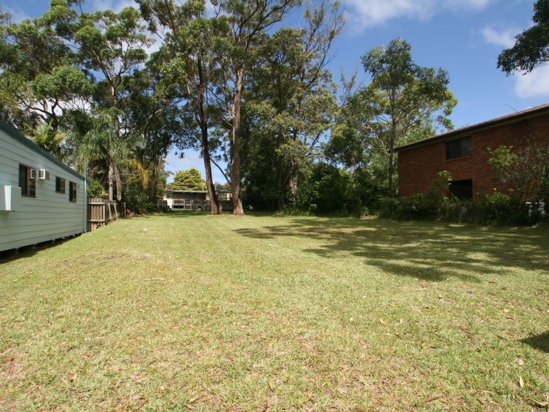 33 Lake Drive, Swanhaven NSW 2540