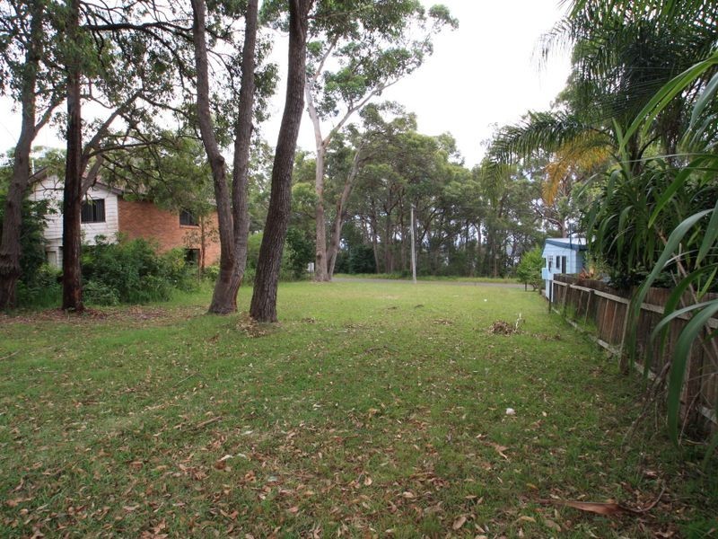 33 Lake Drive, Swanhaven NSW 2540