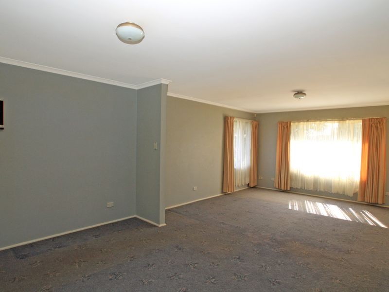 18 River Road, Sussex Inlet NSW 2540