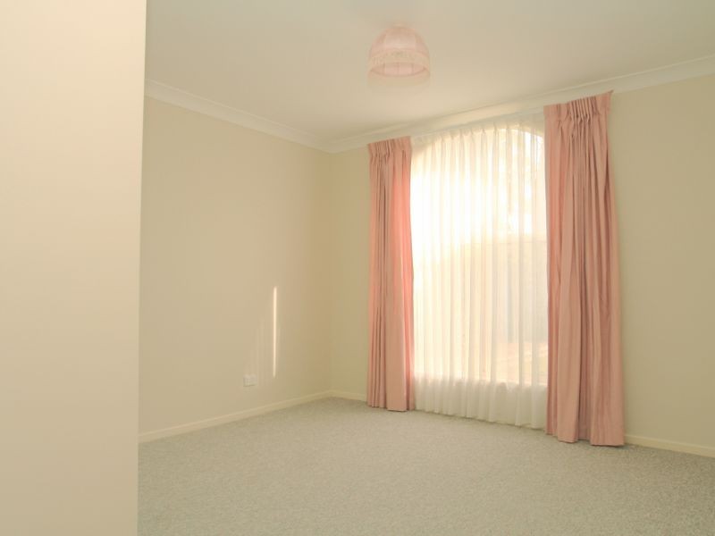 3 River Road, Sussex Inlet NSW 2540