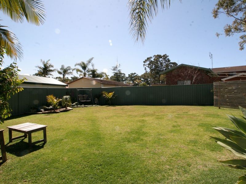 3 River Road, Sussex Inlet NSW 2540