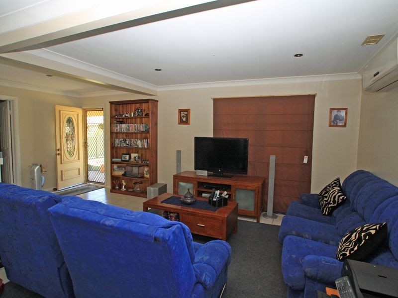 17 Glanville Road, Sussex Inlet NSW 2540